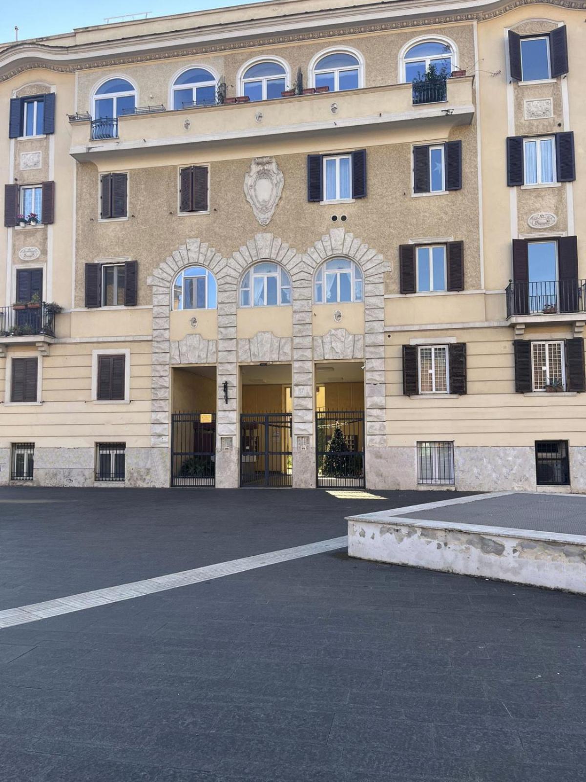 La Spezia 28 Royal, Rome